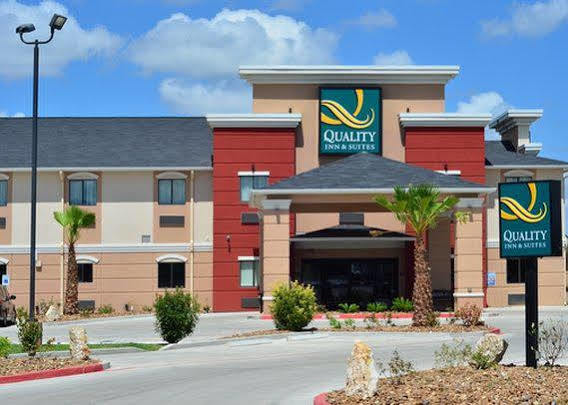 Microtel Inn & Suites Kenedy Exterior photo